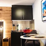 Wunderstay Alpine 403 Centric Balcony/view * Davos