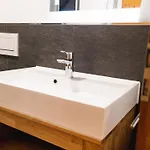 Wunderstay Alpine 403 Centric Balcony/view Davos